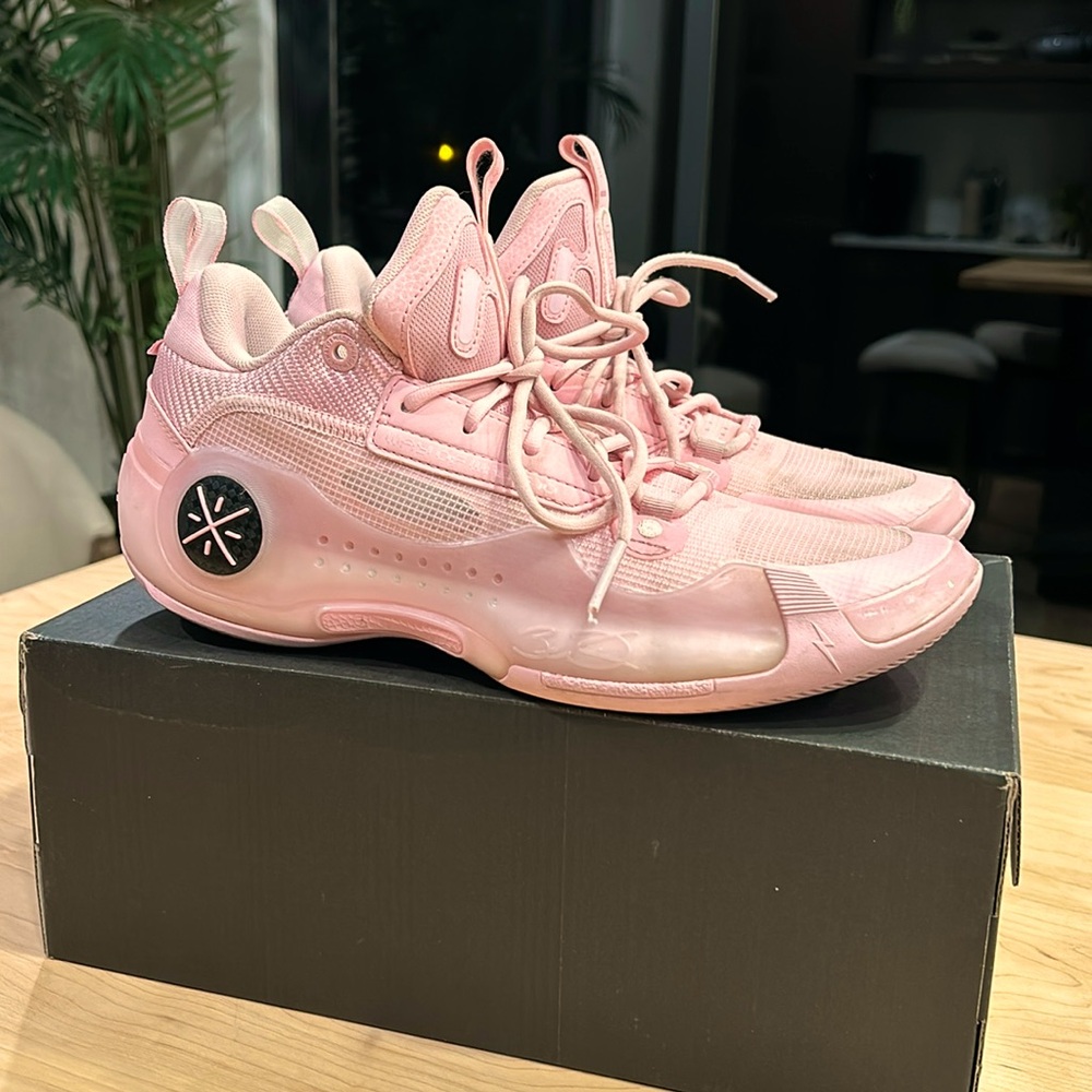 Li-Ning Way of Wade 10 Low cherry blossom size men’s 10